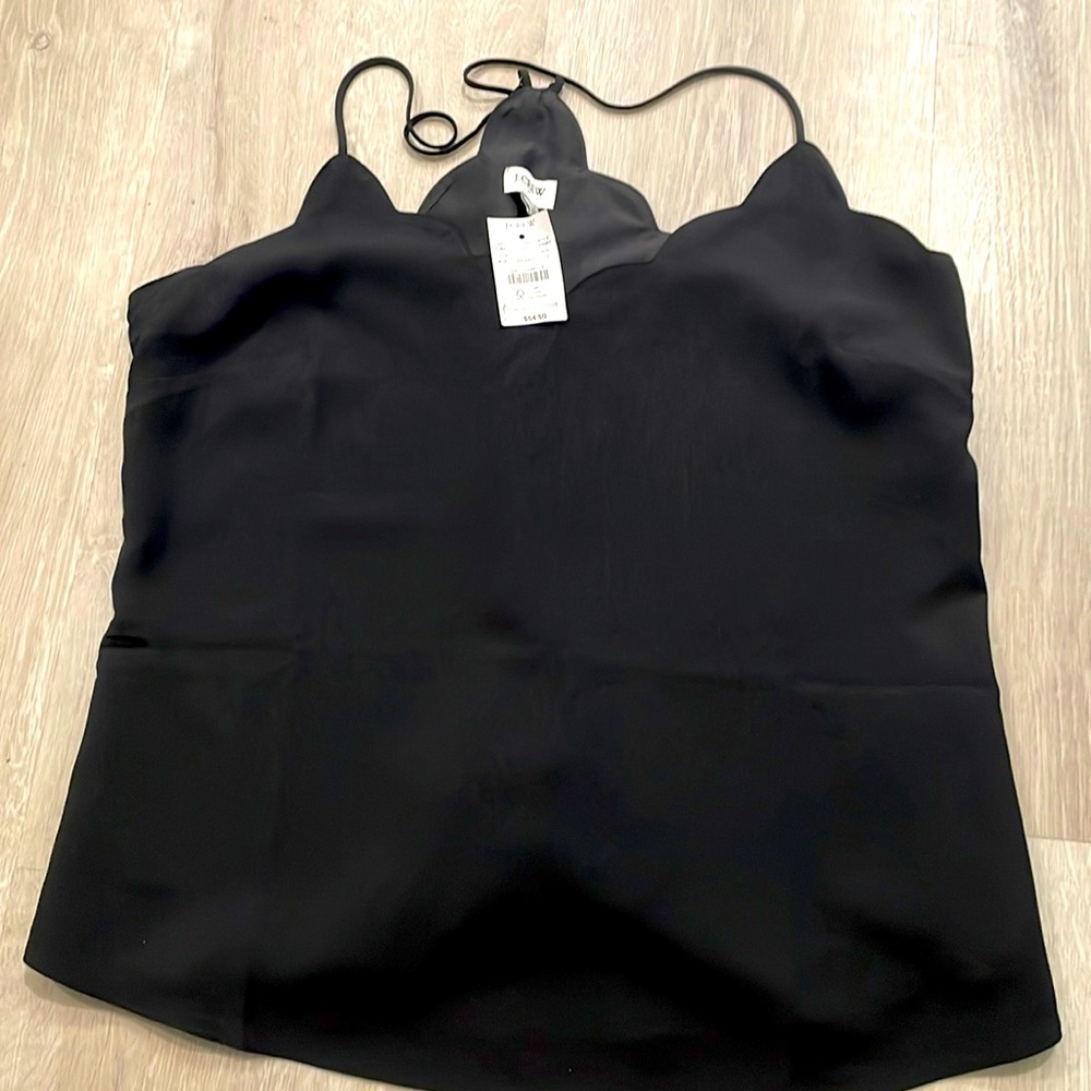 Scalloped tank top
